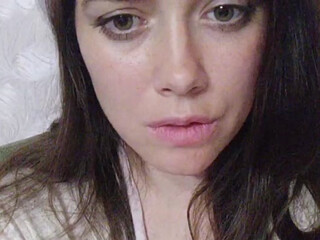 TaraRid webcam show Adorable girl