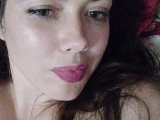 TaraRid webcam show busty beauty awesome vagina