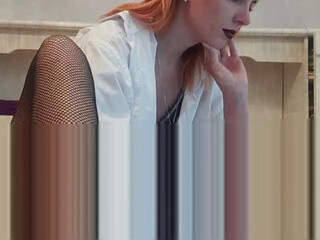 Verahairy webcam show Curly chick