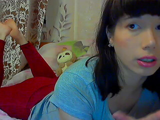 VikiKonfetka webcam show naughty bitch shows pussy