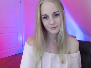 WildestKitten webcam show Naughty babe