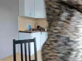 WonderMama webcam show cute skin spotted the charms and began to dress