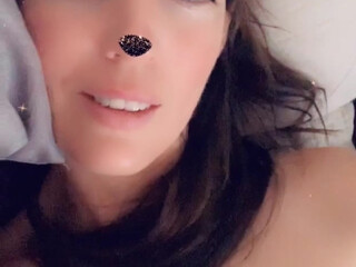 bellecalifornia onlyfans Busty young lady