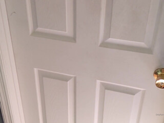 chezzaluna onlyfans front seat thinks