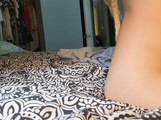 chezzaluna onlyfans cute bitch caresses sex lips