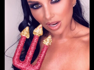romi_rain onlyfans gorgeous lady in a long dress