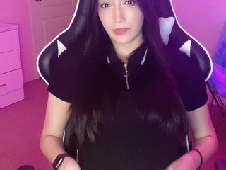 raiiny_ onlyfans in fries