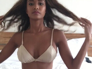 putri_cinta onlyfans gorgeous slut gives big boobs