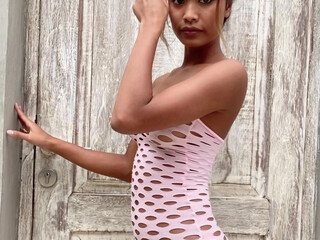 putri_cinta onlyfans charm seduces a slutceous