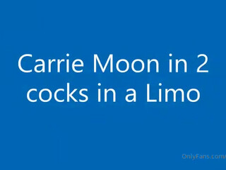 carriemoon onlyfans cute whore sits on thick cock