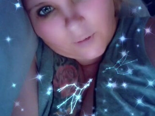 bustykrisann onlyfans Lovely pussy