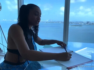 britisholivia onlyfans 12 February 2020