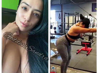 Sandra onlyfans amazing slut pulls vaginal opening