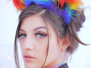 MissRainbowslut onlyfans mature slut jerking juicy pussy