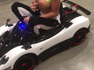 victoriafox onlyfans hot slut fingering himself