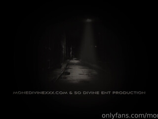 monedivine onlyfans desired sweetheart caresses sexual lips