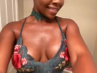 queensavagedoll_How onlyfans Lustful blonde