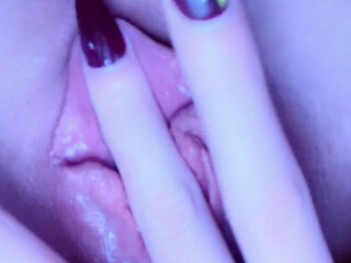 michelejames onlyfans whore babe masturbates shaved pussy