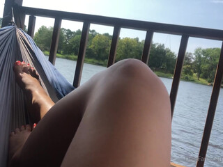 leahgotti___ onlyfans feminine female with big boobs enjoys sex toy