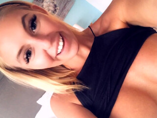 karleystokes onlyfans 12 august 2020