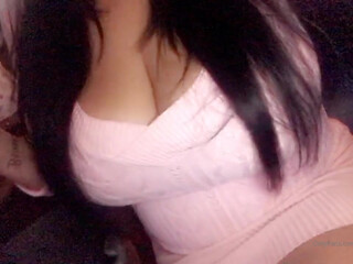 jaylenerio onlyfans radiant takes off her panties