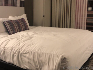 jaylenerio onlyfans Charming brunette