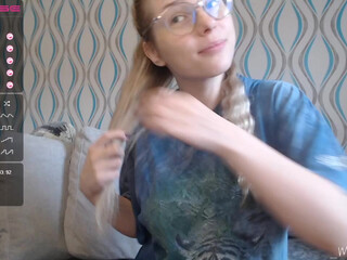 _mayasins_ chaturbate mature model caresses nipples and cunt