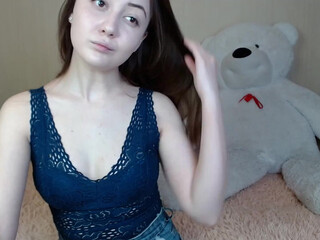 twist_sex chaturbate busty confused girl fucks cunt