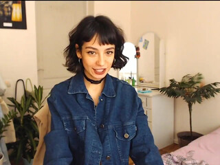 naughty_trish chaturbate girl with elastic milks having fun with sex toy