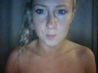 krizzy51330 chaturbate Slender beauty