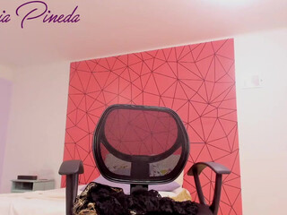 miapineda chaturbate shabolda