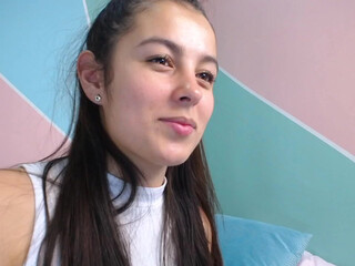 lilicarter__ chaturbate juicy slut enjoys cooney