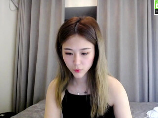 jojo_asia chaturbate mature babe fucks her cunt