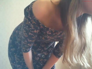 wetsweett black haired babe puts big tits