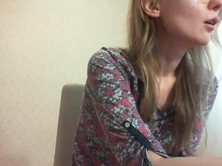 wetsweett big ass blonde in stockings twisting her ass