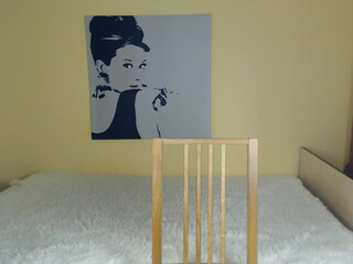 sofi_vip crazy chick masturbates both holes