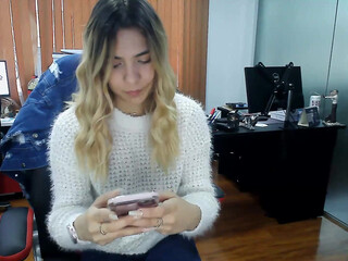 rosiehw charming chicks having fun in a pose