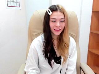 krissysaint Exciting damsel