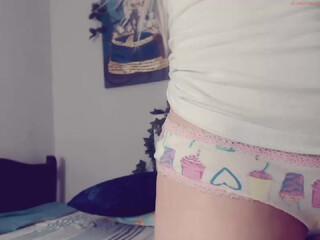 cutevannia clockwork whore squeezes cap