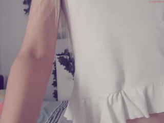 cutevannia Young Kurva