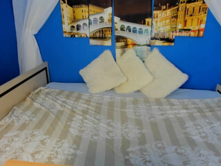 sexy_brunette__ Exciting striptease