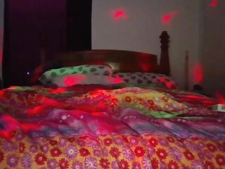 scottandstacie young slut dancing striptease