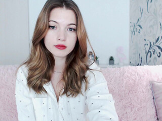 lollipop995 shy bitch masturbates recklessly pussy