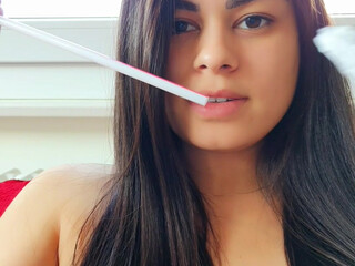 kazakiluana onlyfans teen slut fingers her crevices