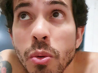 kazakiluana onlyfans cool skinny rubs her lips sex