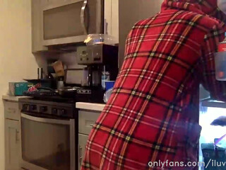 iluvchanell_ onlyfans pranks in honor of the new year