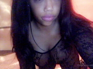 ilovedannie onlyfans cute slut fucks himself in the ass