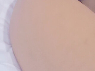 idafree onlyfans skinny chick masturbates through her pussy panties