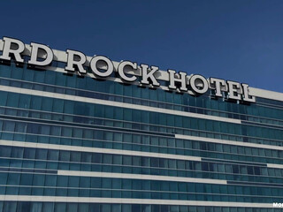 Molly onlyfans Negro blonde