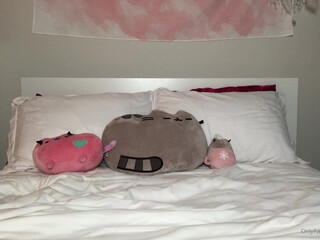 Jill onlyfans vicious lady pulls clit